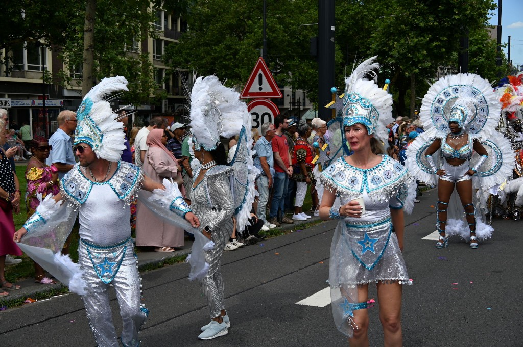 ../Images/Zomercarnaval 2024 270.jpg